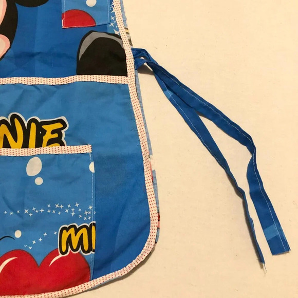 Mickey Minnie Mouse Activity Apron with  Pockets - Picture 3 of 15